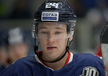 Тимур Фаткуллин стал игроком «Нефтехимика» Тимур Фаткуллин стал игроком «Нефтехимика»