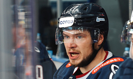 Сюжет о матче "Нефтехимик" - "Барыс" с комментариями Андрея Белозерова Сюжет о матче "Нефтехимик" - "Барыс" с комментариями Андрея Белозерова