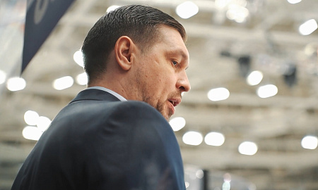 Сюжет о матче "Нефтехимик" - "Сибирь" с комментариями Максима Кривоножкина Сюжет о матче "Нефтехимик" - "Сибирь" с комментариями Максима Кривоножкина