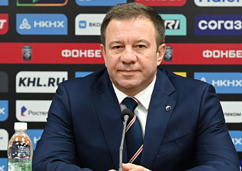 Олег Леонтьев: «Мы сегодня должны были преподнести подарок болельщикам»