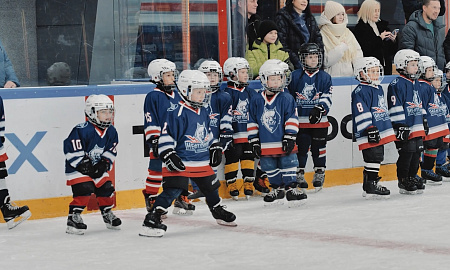 Принятие в Стаю маленьких волчат