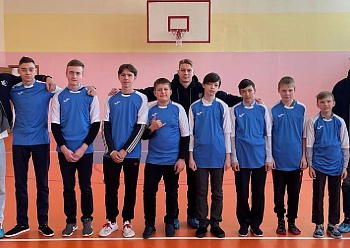 NEFTEKHIMIK PLAYERS GIVE A GIFT TO THE Children With Special Needs