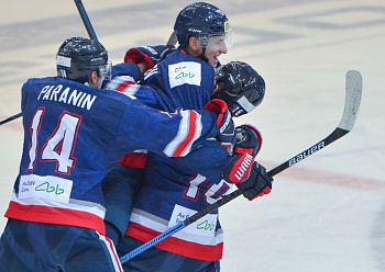 «Реактор» завершил сезон победой