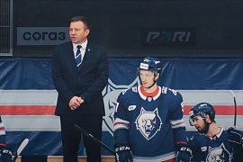 Олег Леонтьев провел матч с «Сибирью» с микрофоном