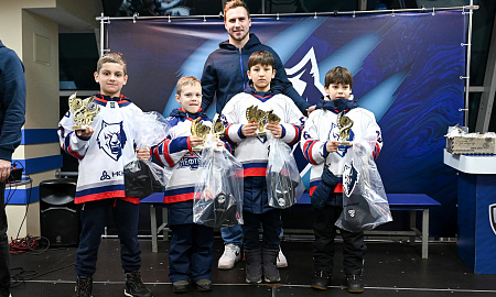 Активности на матче "Нефтехимик" - "Трактор"