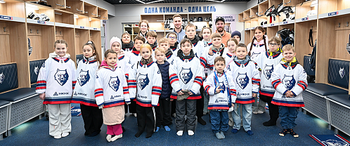 Юные гости на «Нефтехим Арене»