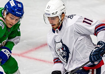 Yegor Popov: «The coaching staff is trying to find the best line combinations» Yegor Popov: «The coaching staff is trying to find the best line combinations»