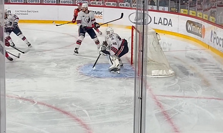 Обзор второго матча в Екатеринбурге: дубль Селезнева и шайба Митякина