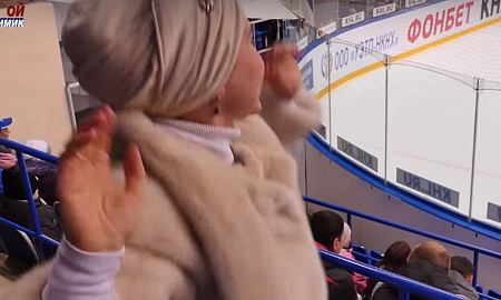 Вы это видели? | Реакция болельщицы на гол Секстона Вы это видели? | Реакция болельщицы на гол Секстона