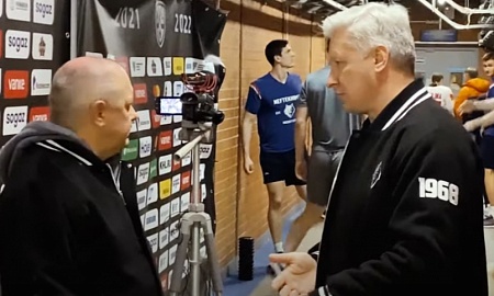 Поздравили с днем рождения Алексея Шевченко Поздравили с днем рождения Алексея Шевченко