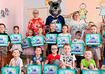 Neftekhimik have visited Kindergarden #75