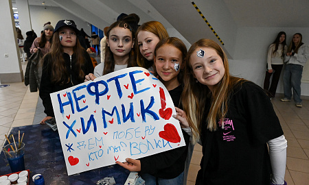 Активности болельщиков на игре с "Салаватом Юлаевым"