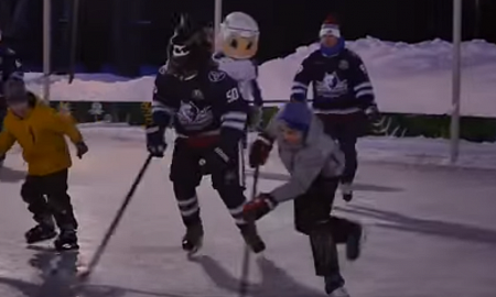 Нефтехимик Live | Акция в парке "Семья" Нефтехимик Live | Акция в парке "Семья"