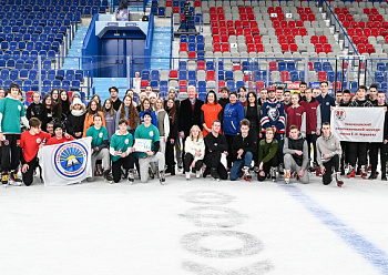 Нижнекамские студенты отметили Татьянин день на «Нефтехим Арене» 