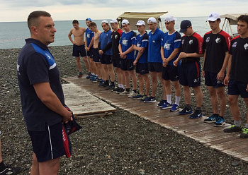 Игроки «Реактора» начали сборы в Адлере Игроки «Реактора» начали сборы в Адлере