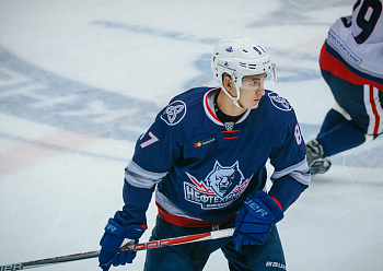 «Нефтехимик» командировал в Самару 9 игроков «Нефтехимик» командировал в Самару 9 игроков