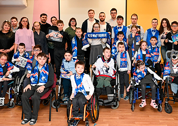 Filip Dolganov and Yaroslav Ozolin visited the Nadezhda (Hope) Center