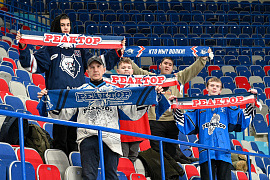 "Реактор" - МХК "Молот"