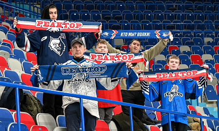 "Реактор" - МХК "Молот"