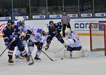 «Нефтехимик» - «Лада» сегодня вечером «Нефтехимик» - «Лада» сегодня вечером