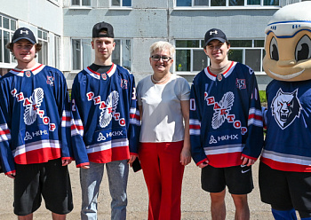 Провели эстафету, съели кашу и пригласили на будущие матчи Провели эстафету, съели кашу и пригласили на будущие матчи